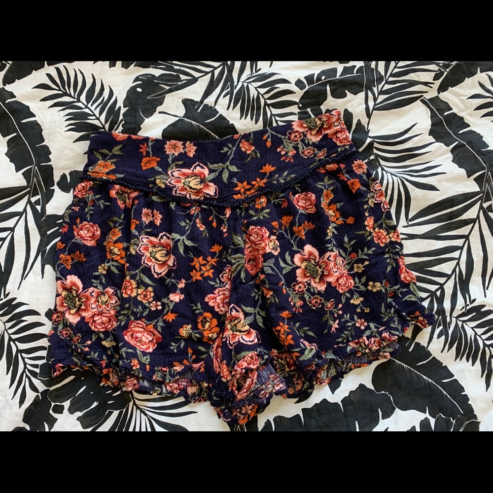 AE soft shorts